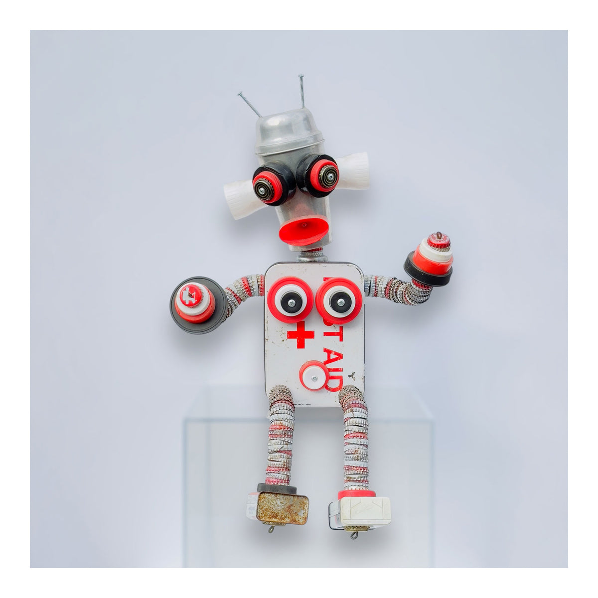 First Aid Power Bot Healy - First Aid Bot – Museum Nerd